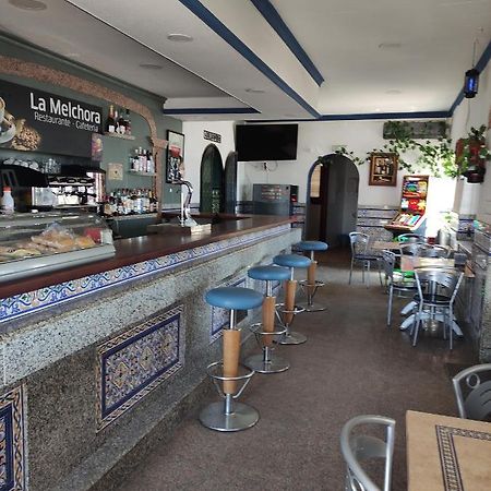 Hostal Restaurante Bar Cafeteria La Melchora Posadas Zewnętrze zdjęcie