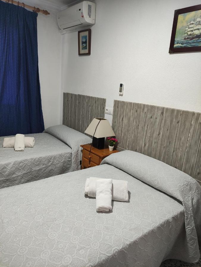 Hostal Restaurante Bar Cafeteria La Melchora Posadas Zewnętrze zdjęcie