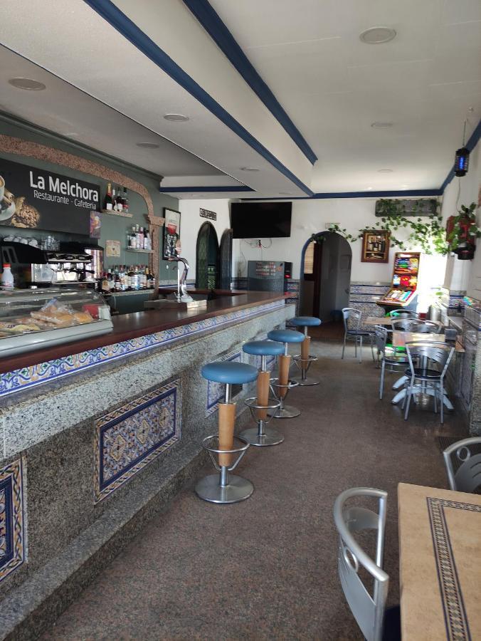 Hostal Restaurante Bar Cafeteria La Melchora Posadas Zewnętrze zdjęcie