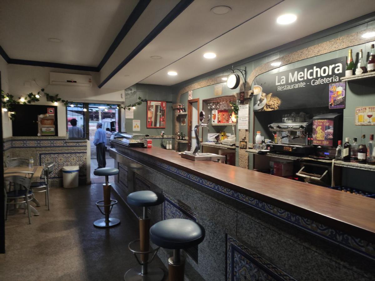 Hostal Restaurante Bar Cafeteria La Melchora Posadas Zewnętrze zdjęcie