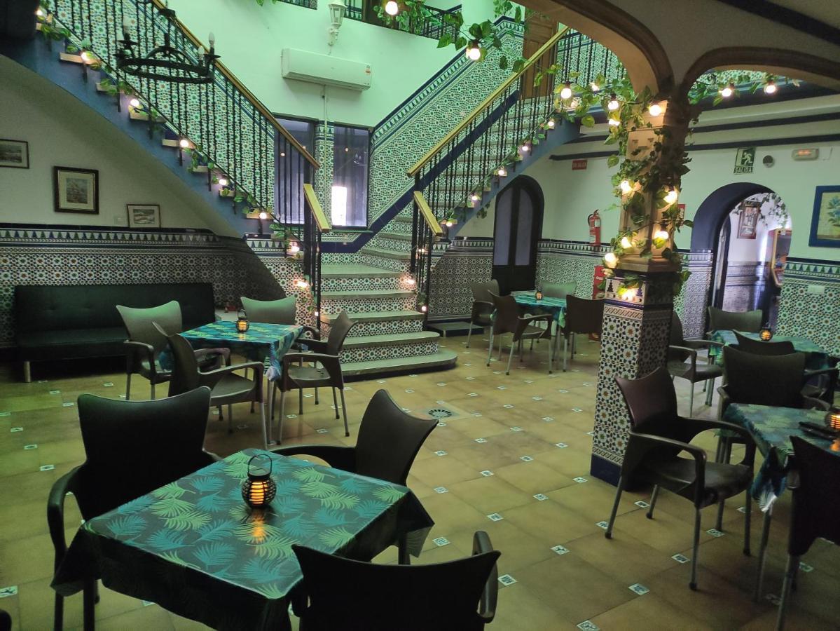 Hostal Restaurante Bar Cafeteria La Melchora Posadas Zewnętrze zdjęcie
